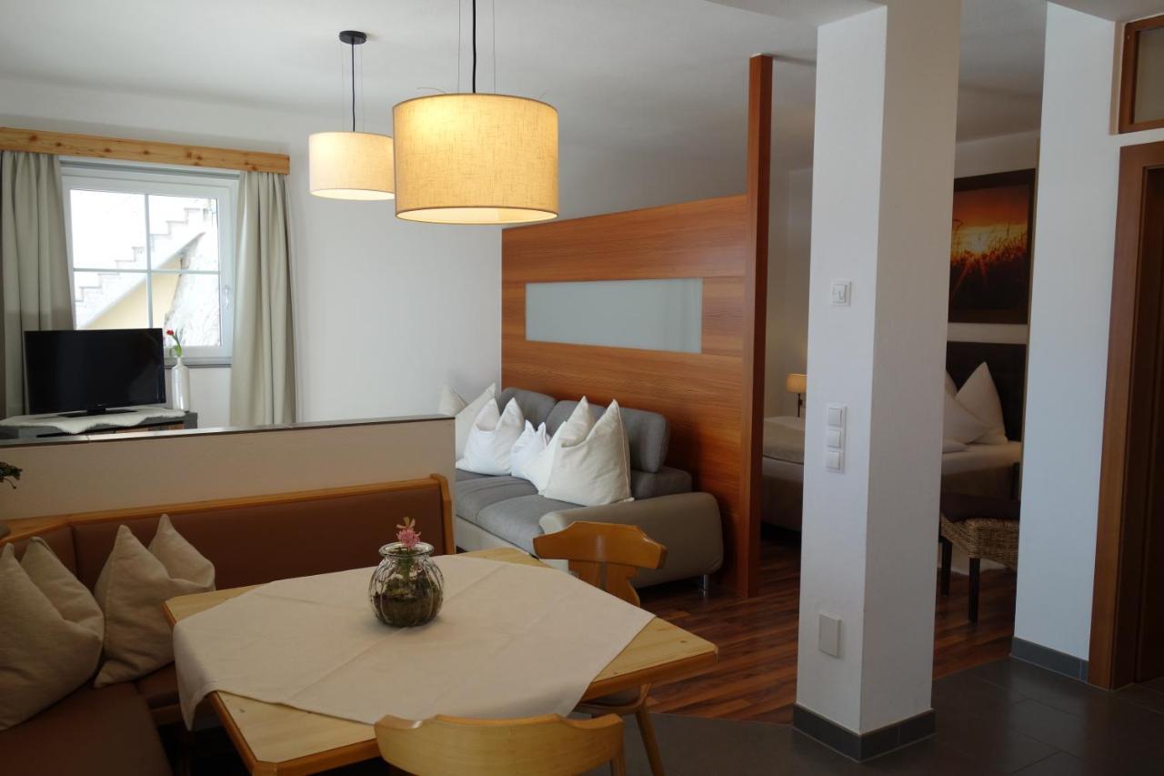 Appartment Schwarzenauer ムタース エクステリア 写真